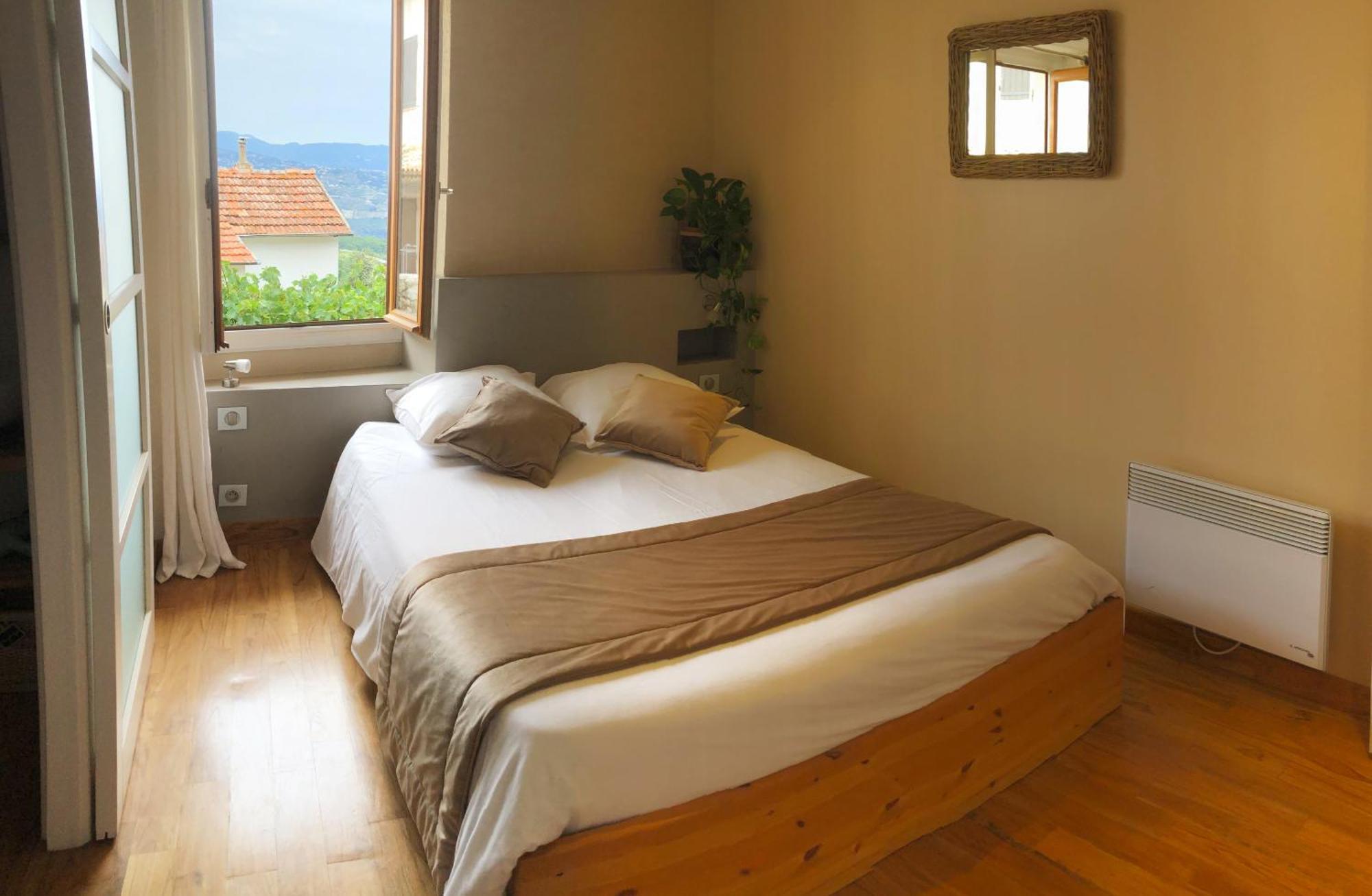 Bed and Breakfast The Frogs' House - Yoga Retreat Saint-Jeannet  Pokój zdjęcie